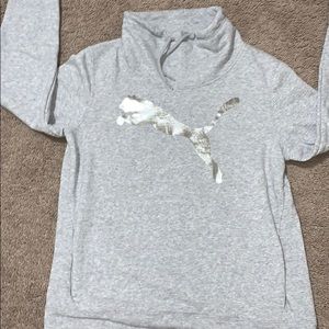 Puma pullover